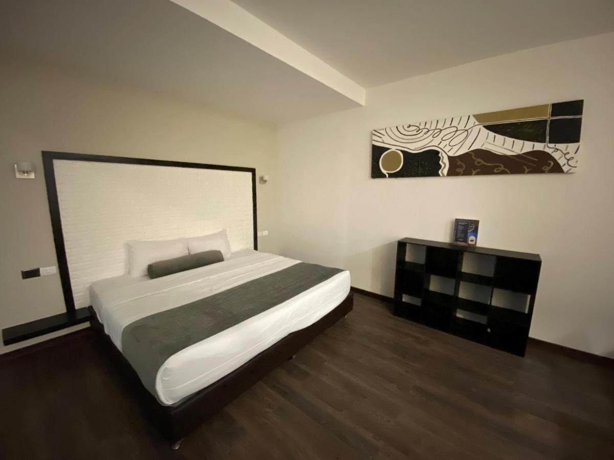 Stay Inn Hotels 雷诺萨 外观 照片