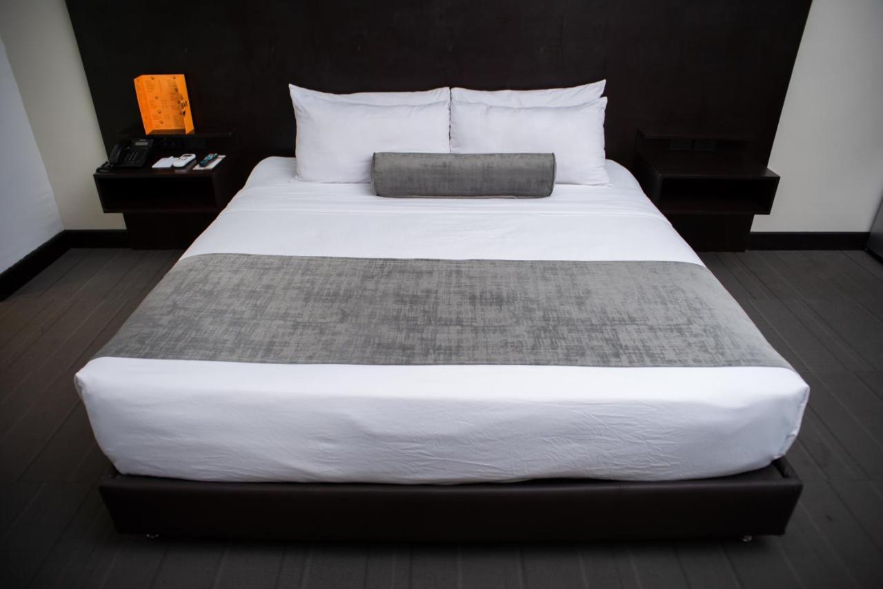 Stay Inn Hotels 雷诺萨 外观 照片